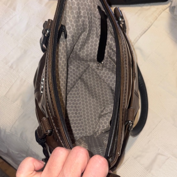 Brighton Vintage Patent Leather Brown Hand Bag with Tassel and Heart Charm - Picture 9 of 9